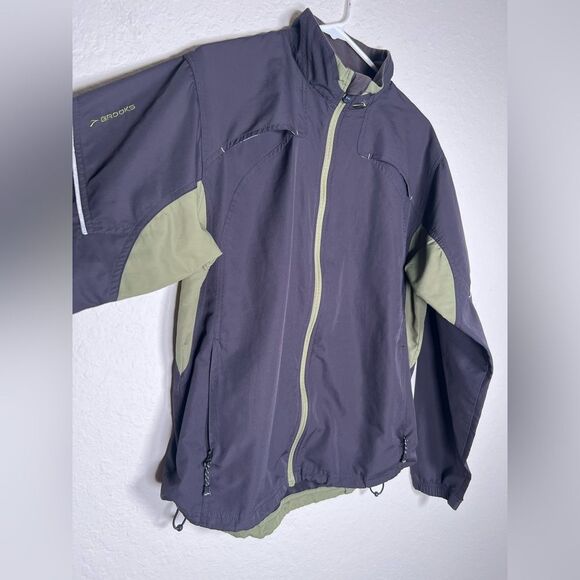 Brooks Men's Charcoal and Olive Windbreaker - Picture 2 of 14